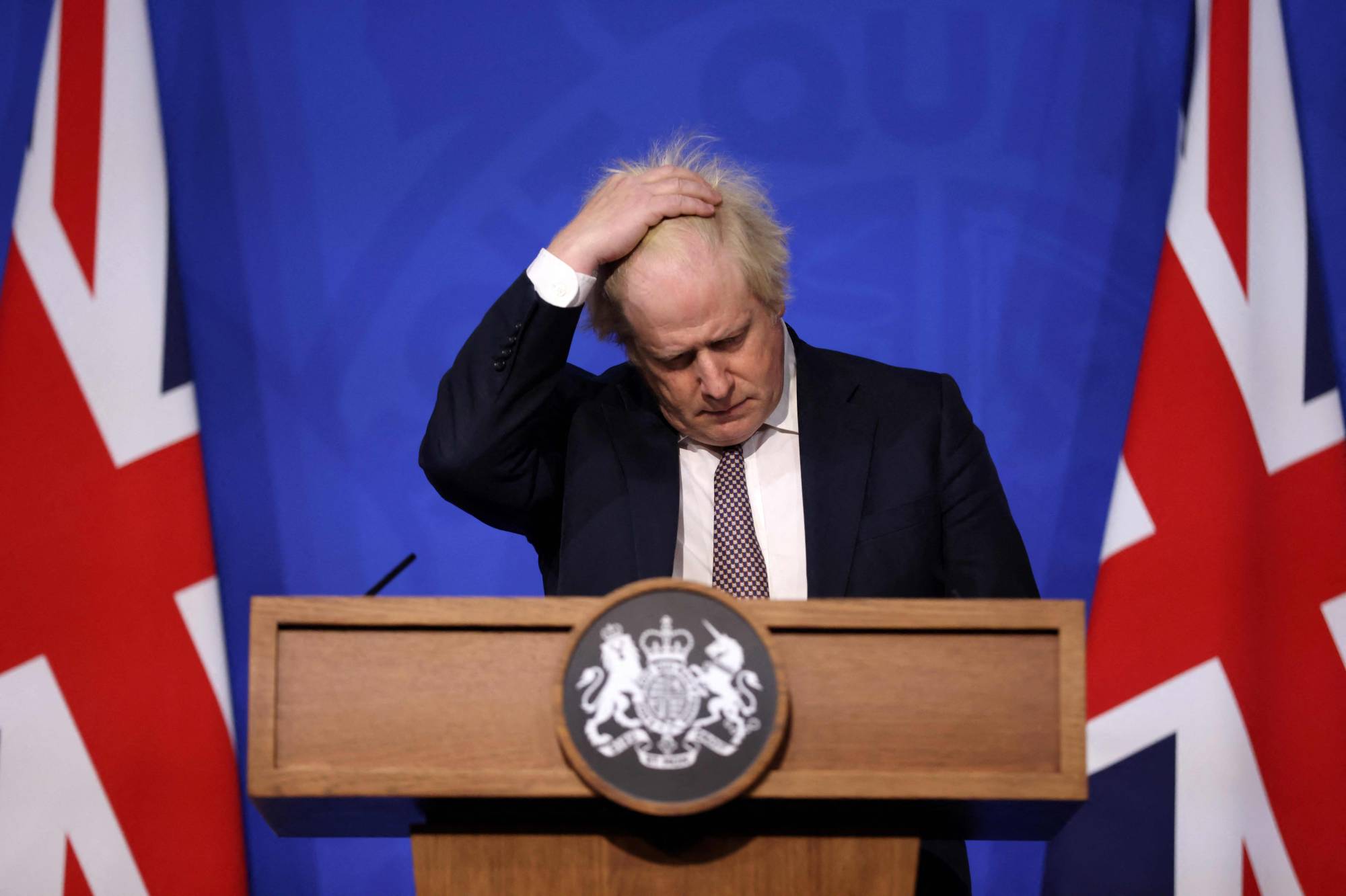 British Prime Minister Boris Johnson is deeply wounded after a confidence vote and even loyal lawmakers who backed him say he must now change — return to the traditional ideals of the governing Conservative Party, foster unity and lead. | AFP-JIJI