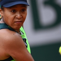 Naomi Osaka, currently ranked 43rd in the world, is one of several elite women\'s players who will miss next week\'s Wimbledon warmup in Berlin. | AFP-JIJI