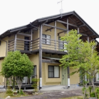 The villa of Hiroyuki Sanpei in Hitachiota, Ibaraki Prefecture, where police suspect a 23-year-old woman was trapped | KYODO