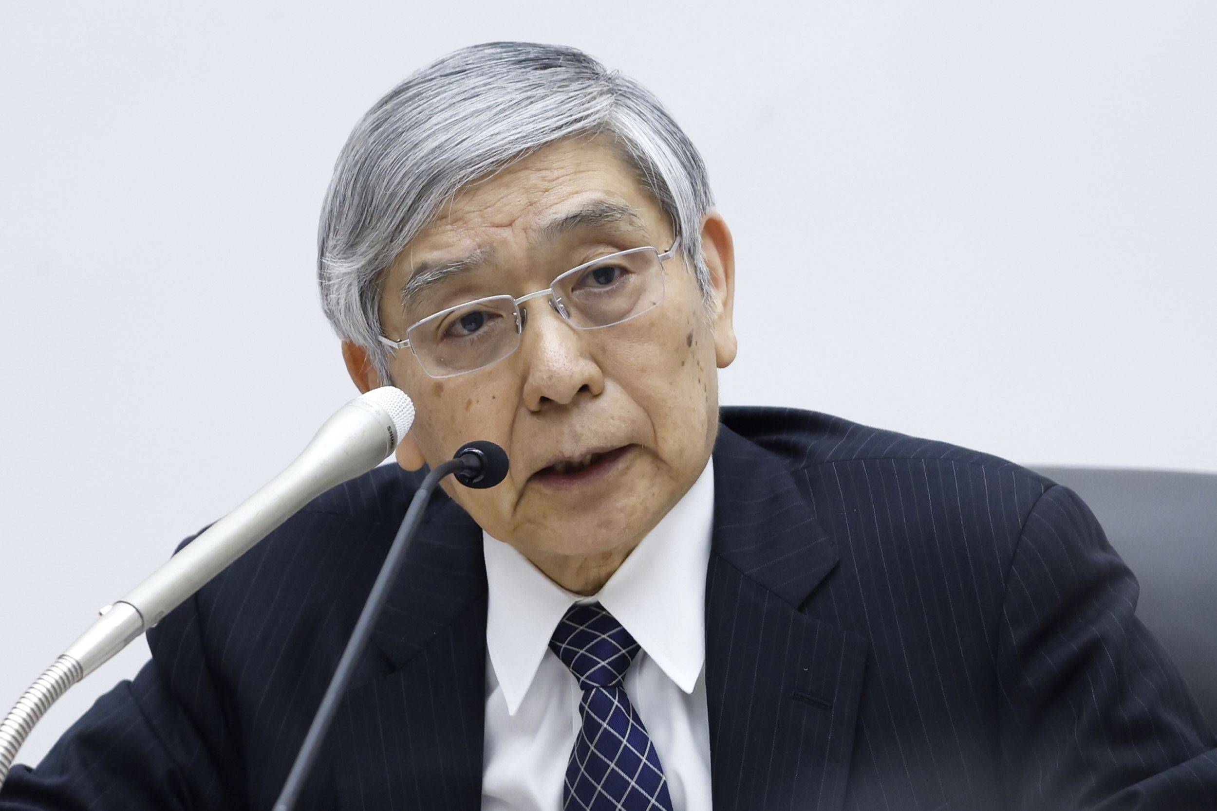 Bank of Japan Gov. Haruhiko Kuroda's clash with markets looks set to intensify as runaway inflation forces global rates higher while he tries to resist long enough to entrench price gains in Japan. | BLOOMBERG