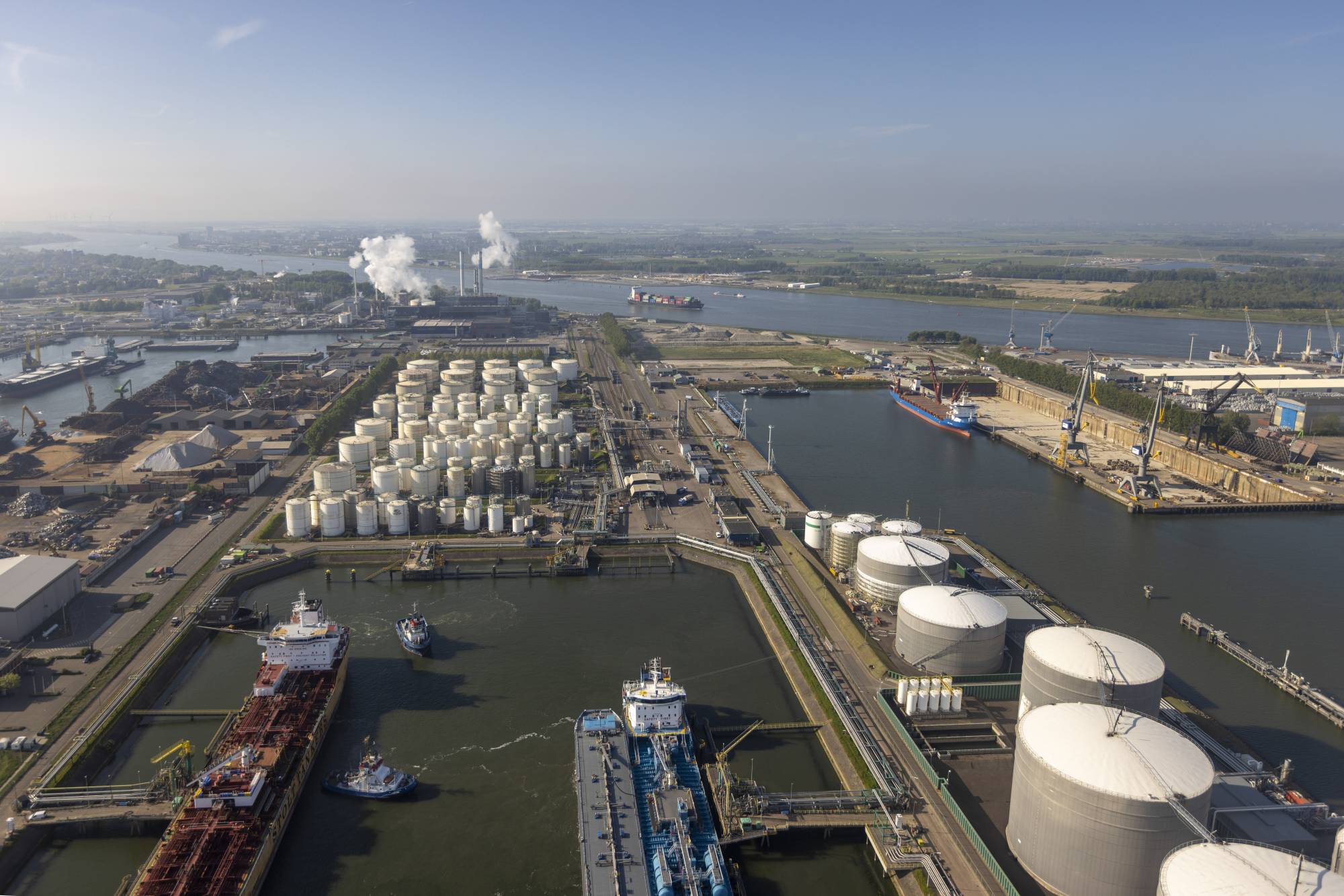 Oil storage facilities at the port of Rotterdam, Netherlands on May 5. The heavily-automated Dutch port of Rotterdam and its staff are at the front line of enforcing the European Union’s restrictions on trade with Russia. It’s no easy task. | Ilvy Njiokiktjien / The New York Times 