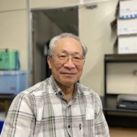 Shinjiro Araki, 75, moved to Hatoyama New Town in 1982. | ALEX K.T. MARTIN