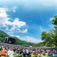 Fuji Rock Festival will take place this weekend with a mix of overseas and domestic acts spread across nine stages in the beautiful mountains of the Naeba Ski Resort in Niigata Prefecture. | © UCHU TAISHI STAR
