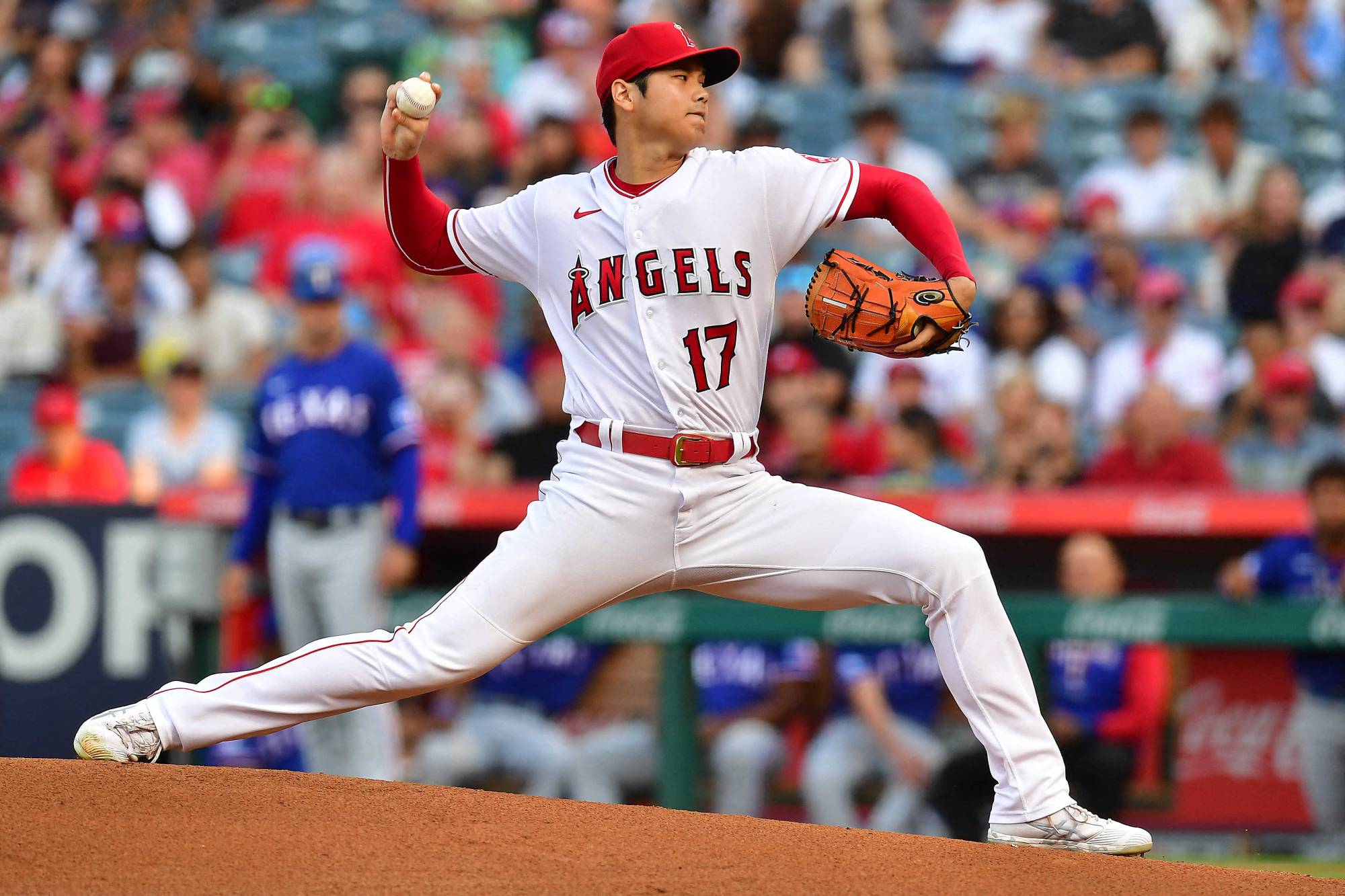 Shohei Ohtani pitches, hits and plays outfield in Angels' loss