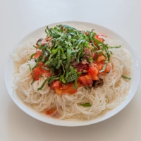 This Mediterranean take on classic chilled noodles will keep you full without filling you out. | MAKIKO ITOH
