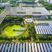 Solar panels built over a sewage treatment plant in Zhengzhou, China\'s central Henan province, on Aug. 4 | AFP-JIJI
