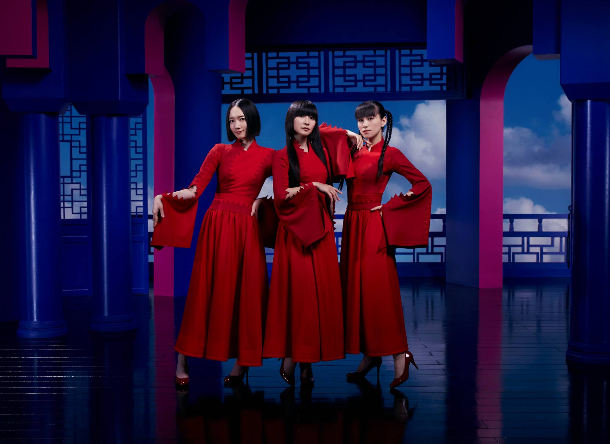 For Perfume’s seventh full-length album, “Plasma,” producer Yasutaka Nakata softens the group’s buzzing electronic textures to craft a collection of breezy synth-disco reminiscent of “city pop,” a genre of music that came out of Japan’s glitzy bubble era. | COURTESY OF UNIVERSAL MUSIC JAPAN