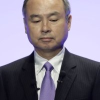 SoftBank Group has increasingly allowed executives to cut side deals by which they benefit personally alongside the company’s activities and CEO Masayoshi Son led the way in cutting deals for himself. | BLOOMBERG