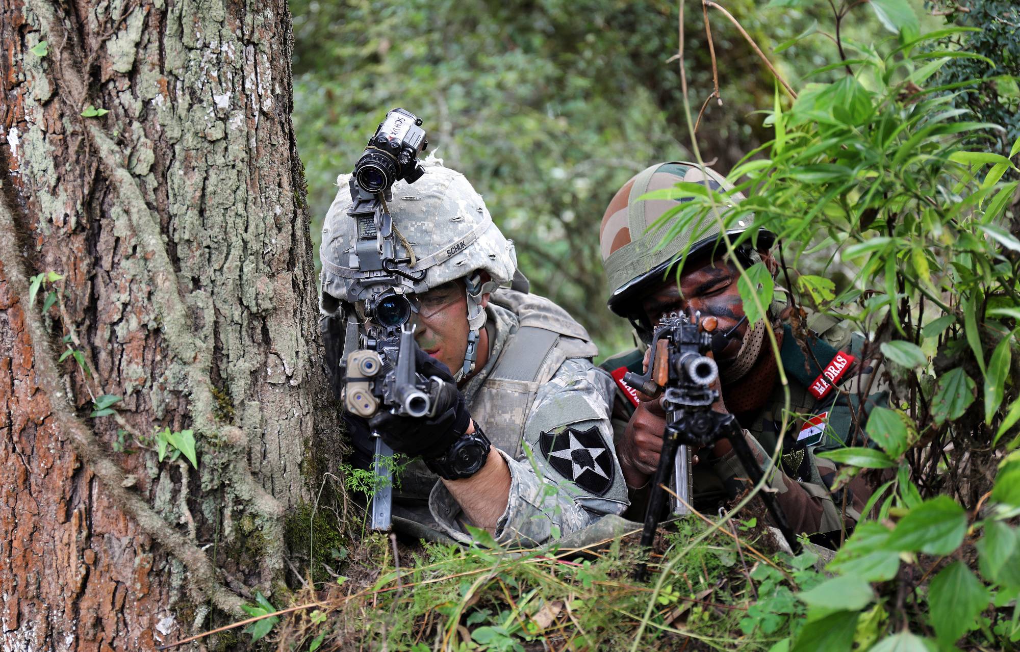 Indian and U.S. army soldiers take part in a joint combat exercise in Ranikhet, in the Himalayan state of Uttarakhand, India, in September 2016.  | REUTERS
