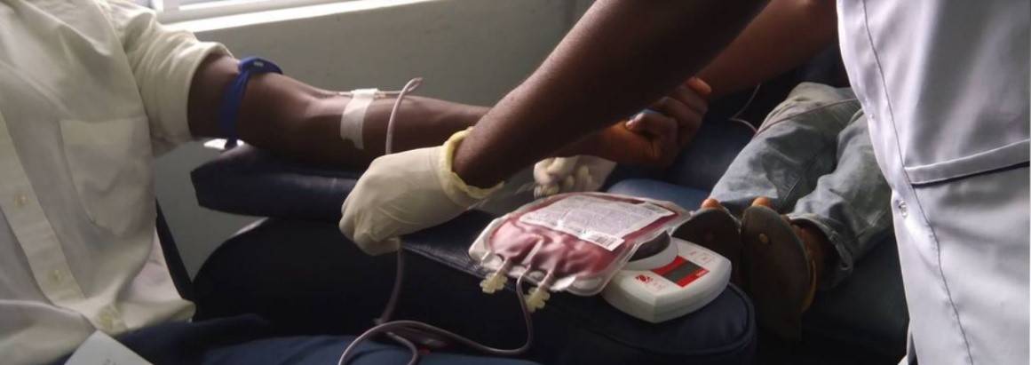 A person donates blood at the Malawi Blood Transfusion Service in Blantyre, Malawi. | SYSMEX