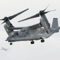Japan has temporarily grounded its V-22 Osprey fleet at Camp Kisarazu in Chiba Prefecture after the U.S. Air Force halted flights of the aircraft over safety concerns. | KYODO