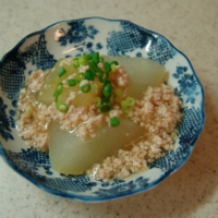 Peeled and prepped with a bit of togi-jiru, winter melon makes for a delicious treat in warm weather. | ELIZABETH ANDOH