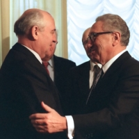 Former Soviet President Mikhail Gorbachev meets former U.S. Secretary of State Henry Kissinger in Moscow in May 1992. | VITALY ARMAND / AFP-JIJI