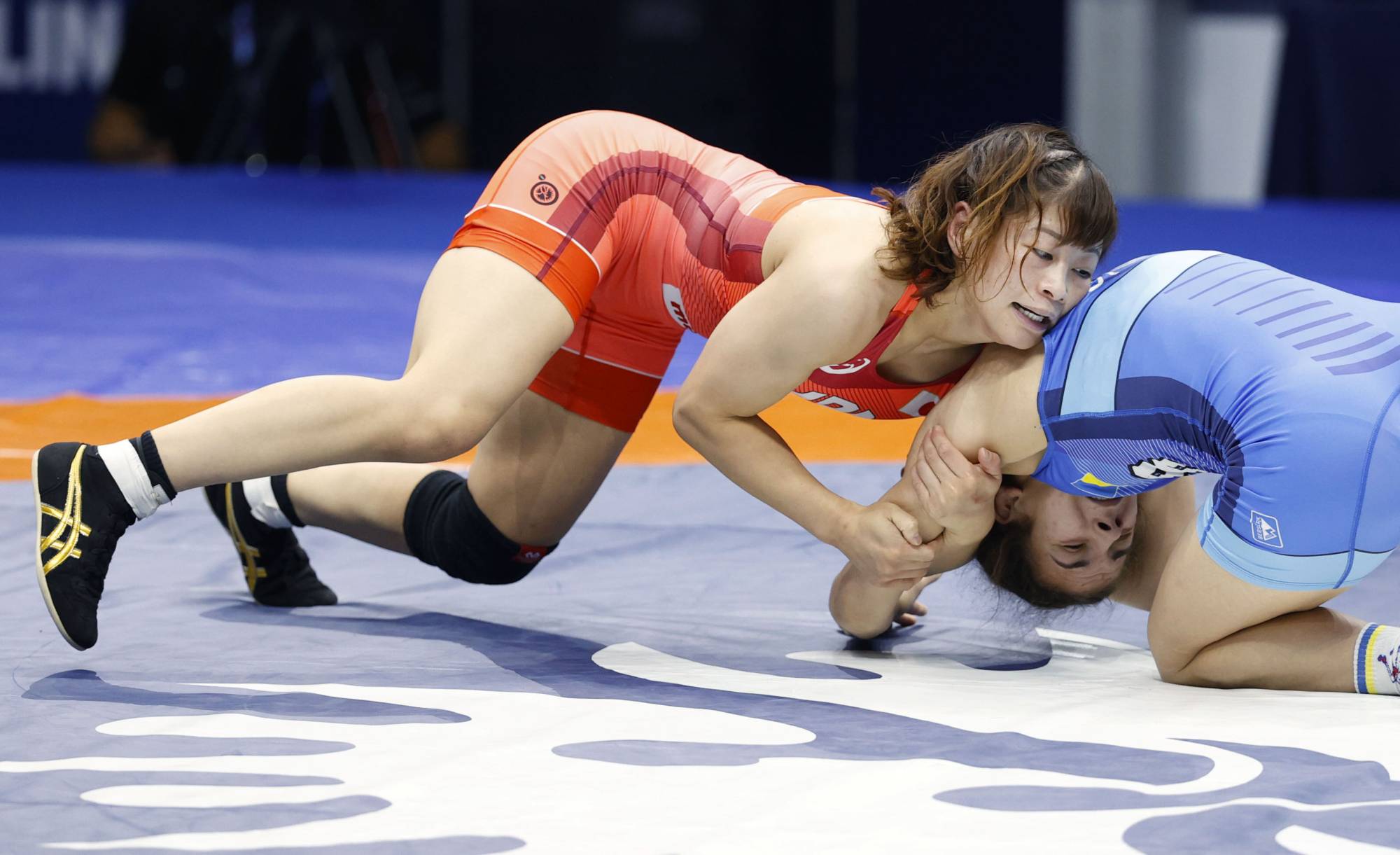 Wrestlers Mayu Shidochi and Nonoka Ozaki earn world championship gold