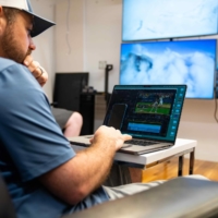 Jimmy O\'Brien edits a breakdown video at the Jomboy Media offices. | DESIREE RIOS THE NEW YORK TIMES