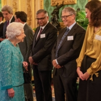 Britain\'s Queen Elizabeth welcomes Bill Gates and others at a reception for international business and investment leaders at Windsor Castle on October 2021. | POOL / VIA REUTERS