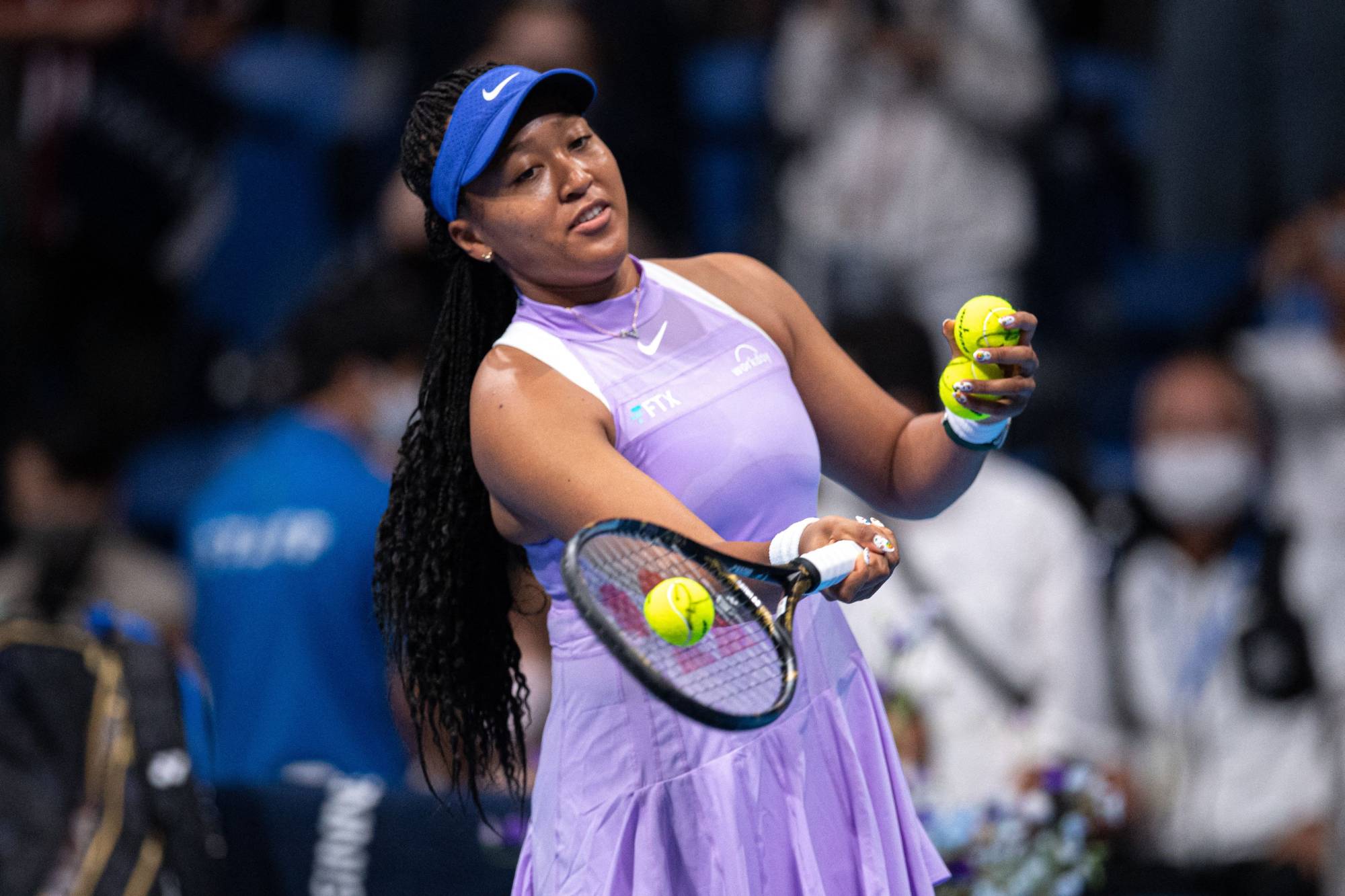 Naomi Osaka lauded for treating butterfly with care despite break