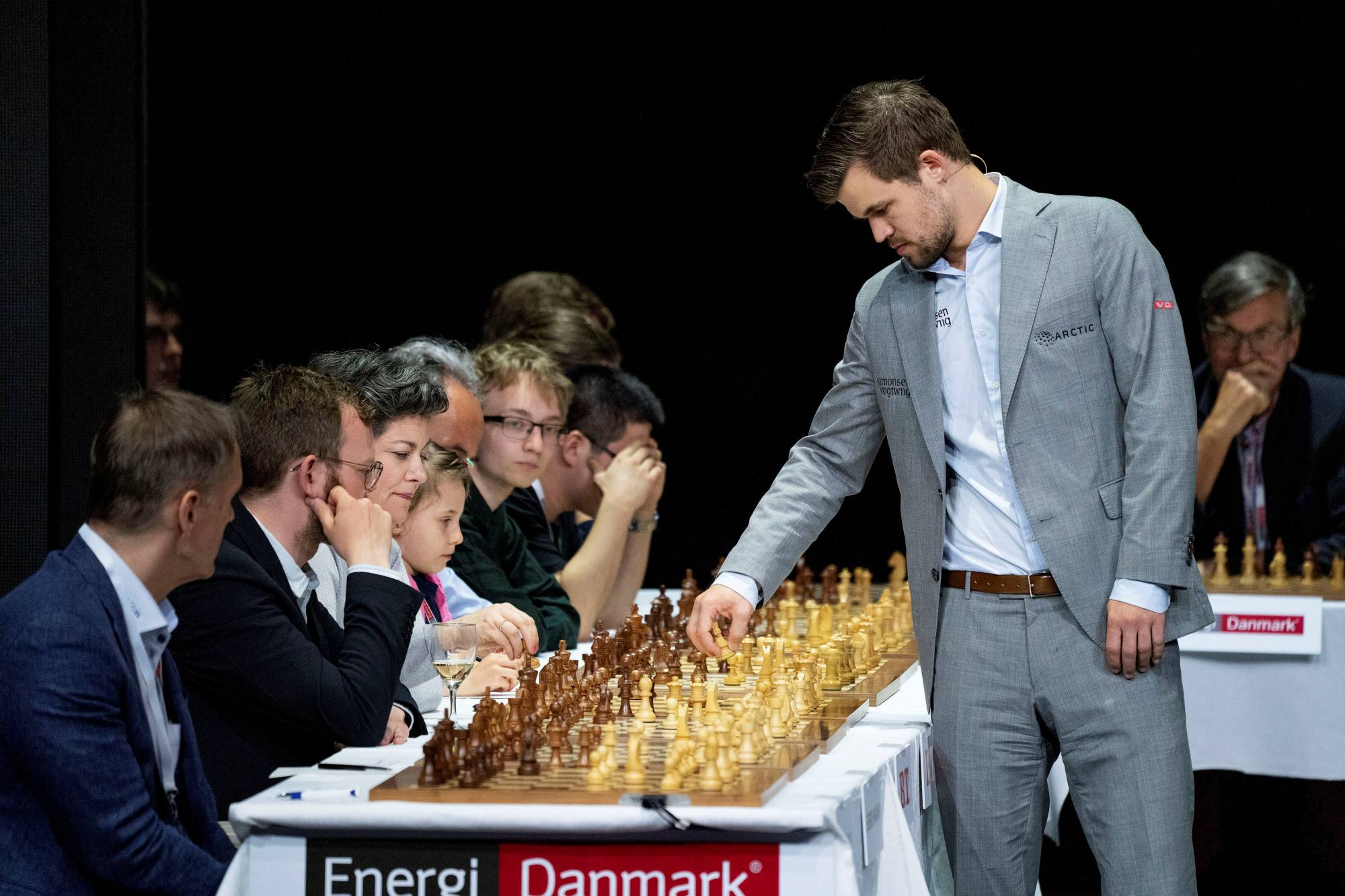 Magnus Carlsen Offers Commentary on Chess Cheating Accusations