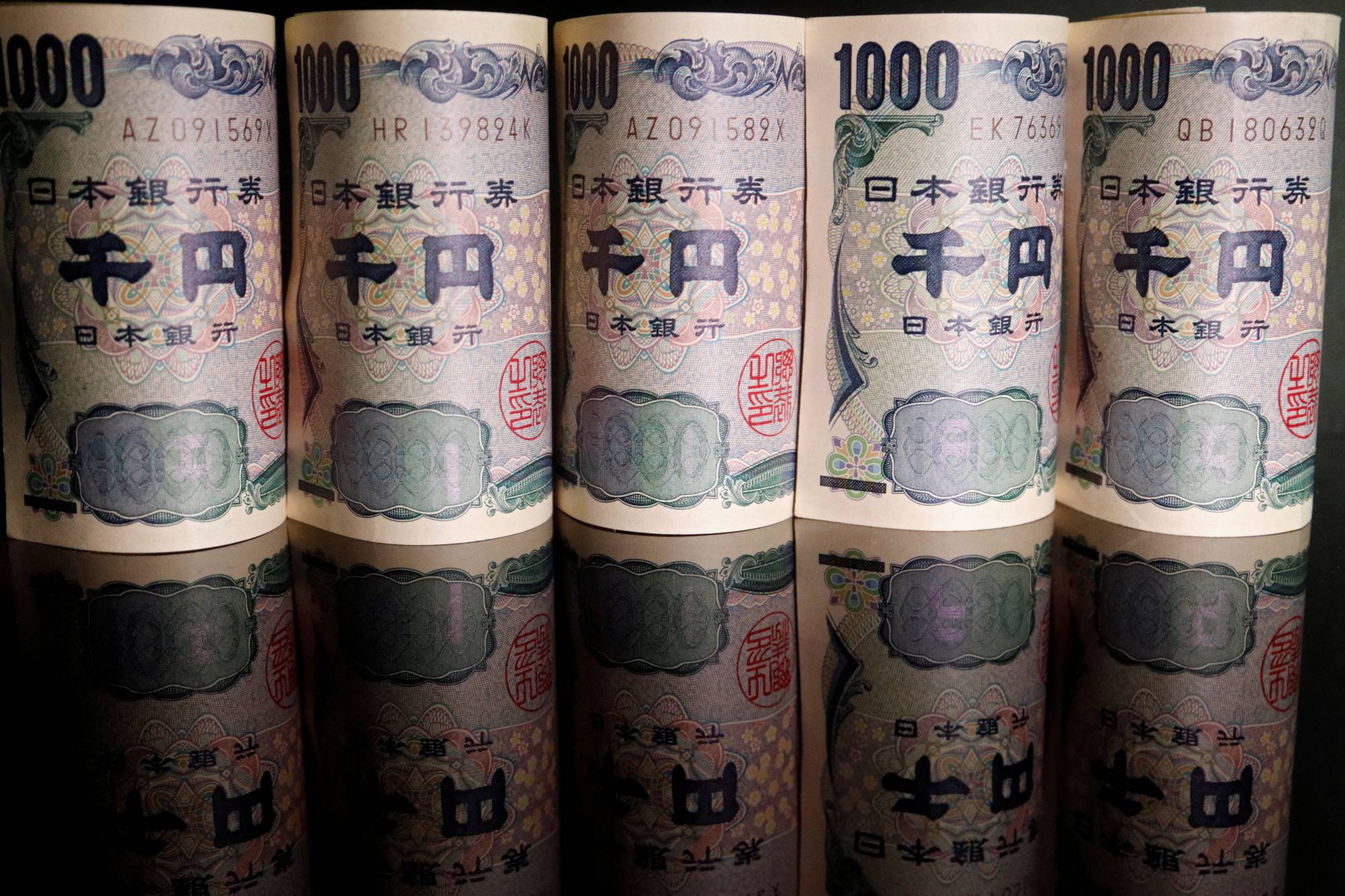 Japan Spent 2 84 Trillion In September Intervention To Prop Up Yen 