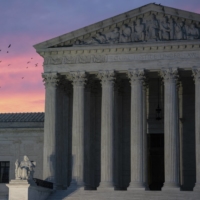 Former U.S. President Donald Trump has asked the Supreme Court to bar the Justice Department from reviewing documents marked as classified that the FBI removed from his Florida estate. | HAIYUN JIANG / THE NEW YORK TIMES