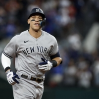 The Yankees\' Aaron Judge broke the AL home run record with his 62nd of the season on Tuesday. | USA TODAY / VIA REUTERS