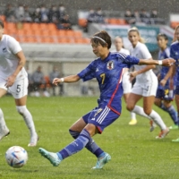 Hinata Miyazawa scores Nadeshiko Japan\'s opening goal against New Zealand in Nagano on Sunday. | KYODO