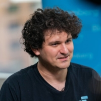 Sam Bankman-Fried, founder and chief executive officer of FTX Cryptocurrency Derivatives Exchange. Crypto entrepreneurs Bankman-Fried and Ethereum\'s Vitalik Buterin had flown to China flew seeking funding for their enterprises. | BLOOMBERG