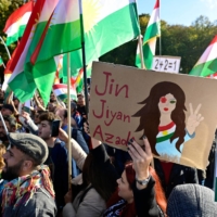 Protesters in Berlin demonstrate against the government of Iran.   | AFP-JIJI