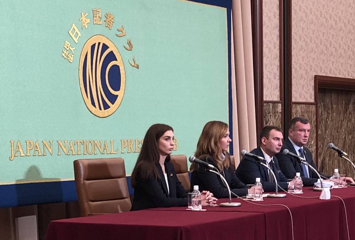 Japan-Ukraine Parliamentary Friendship League members speak in a news conference on Wednesday at the Japan National Press Club in Tokyo. | WILL FEE