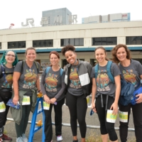 The six-person Sullivan Sisters team say they love the camaraderie Tokyo Yamathon provides.  | MASAKI HASHIMOTO
