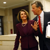 U.S. House Speaker Nancy Pelosi and her husband, Paul, in Washington in 2010 | LUKE SHARRETT / THE NEW YORK TIMES