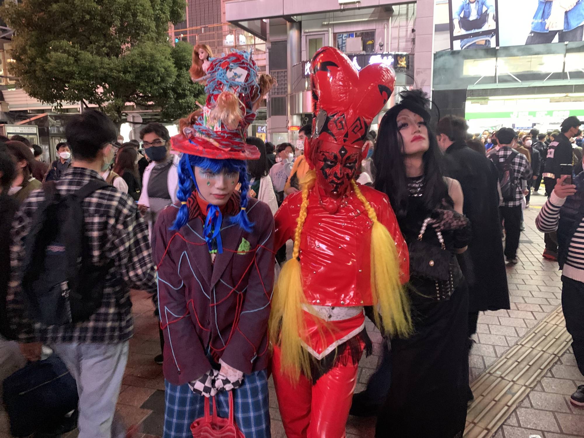 Celebrations relatively restrained as Halloween returns to Tokyo The