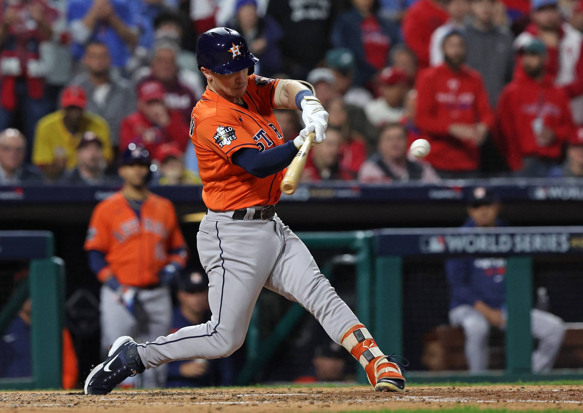 Philadelphia Phillies pushed to the brink by Houston Astros