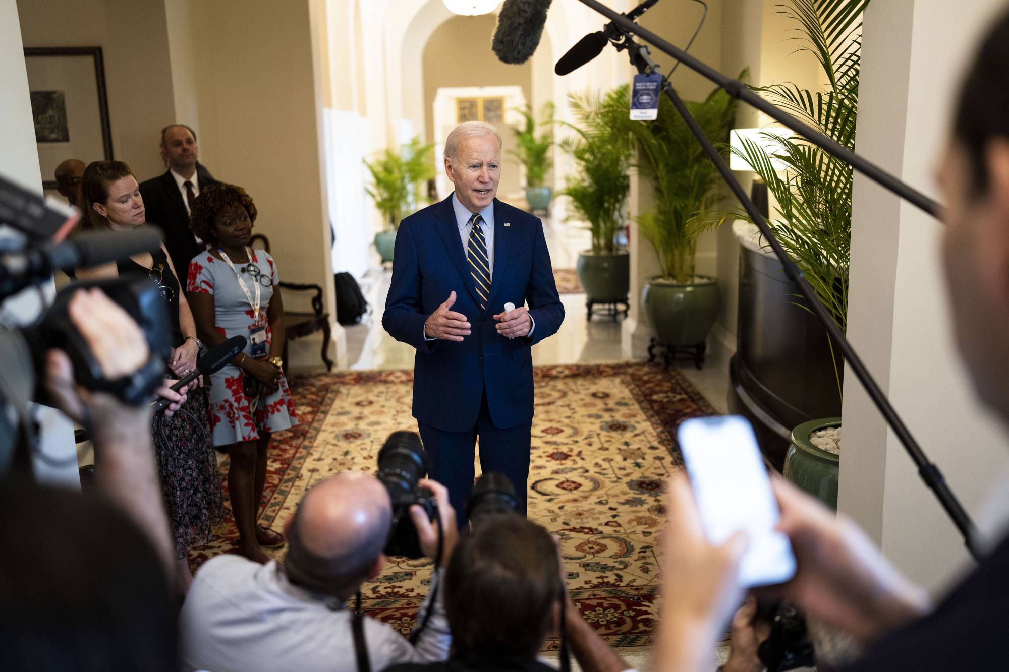 U.S. President Biden speaks to the media in Phnom Penh on Sunday. | DOUG MILLS / THE NEW YORK TIMES