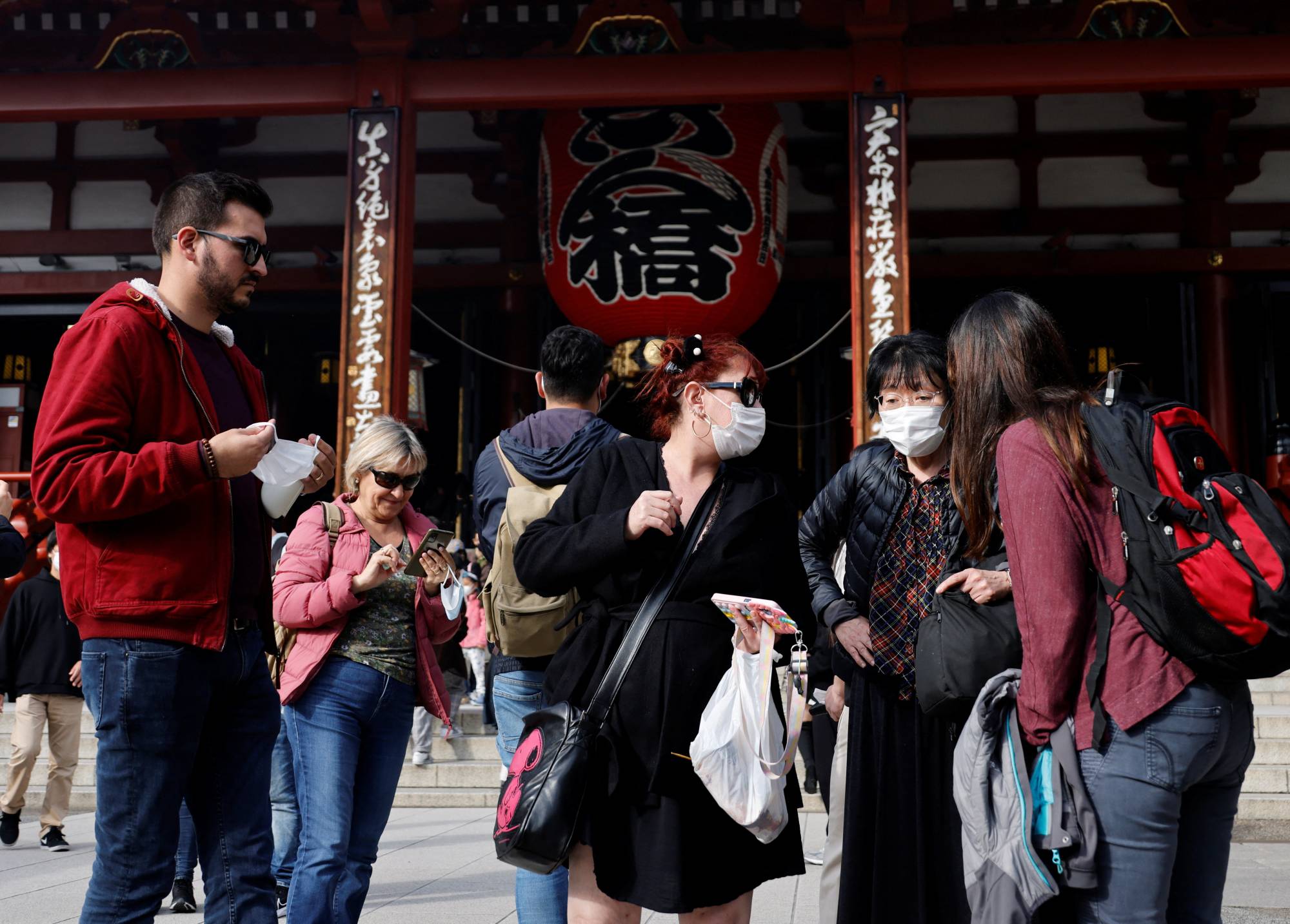 Foreign visitors at Senso-ji temple in Tokyo's Asakusa district on Oct. 19 | REUTERS