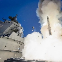 An interceptor missile is fired from the Maritime Self-Defense Force\'s Aegis-class destroyer Maya in the Pacific Ocean on Wednesday. | MARITIME SELF-DEFENSE FORCE / VIA KYODO