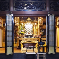 The shrine area of Kotokuji temple in Nanto, Toyama Prefecture is decorated with gold leaf to reflect the purity of the Pure Land of Jodo Shinshu Buddhism. | MIO YAMADA
