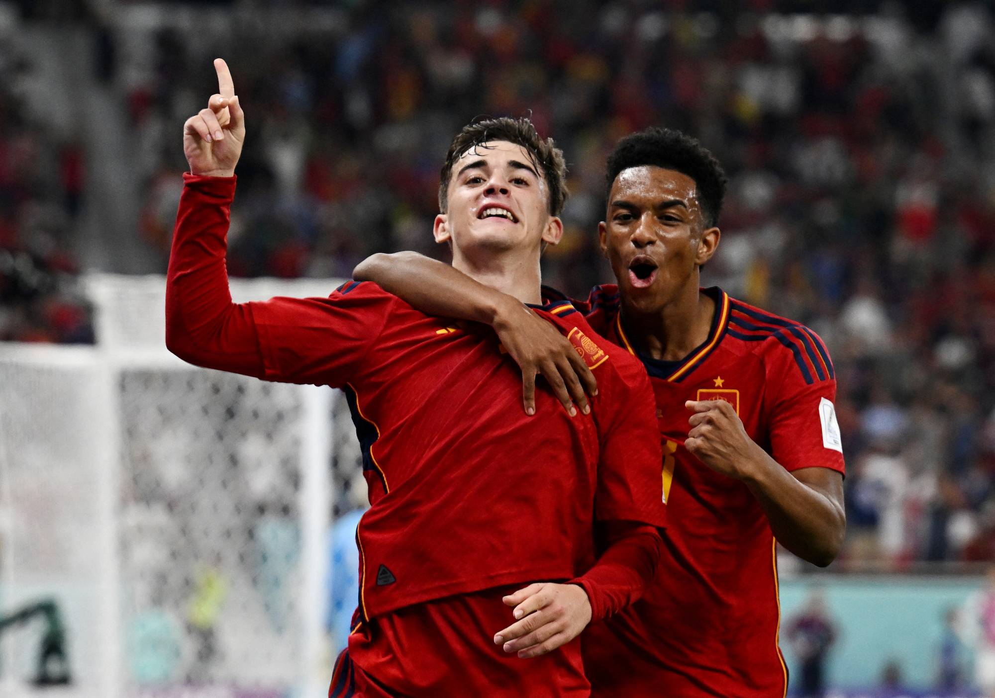 Spain makes electric start to World Cup with 7-0 rout of Costa Rica