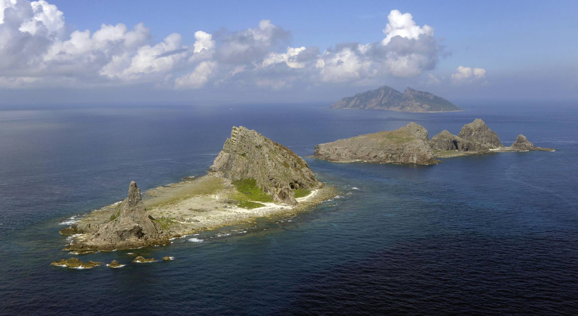 The Chinese military is advancing capabilities for conducting 'gray zone' operations, aggressive acts that fall short of an armed attack, in contested waters, including near the Japanese-controlled Senkaku Islands, the Defense Ministry's think tank has warned. | KYODO