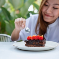 Junko Takase’s “Oishii Gohan ga Taberaremasu Yoni” may leave readers craving instant ramen instead of delicious meals and desserts.  | GETTY IMAGES