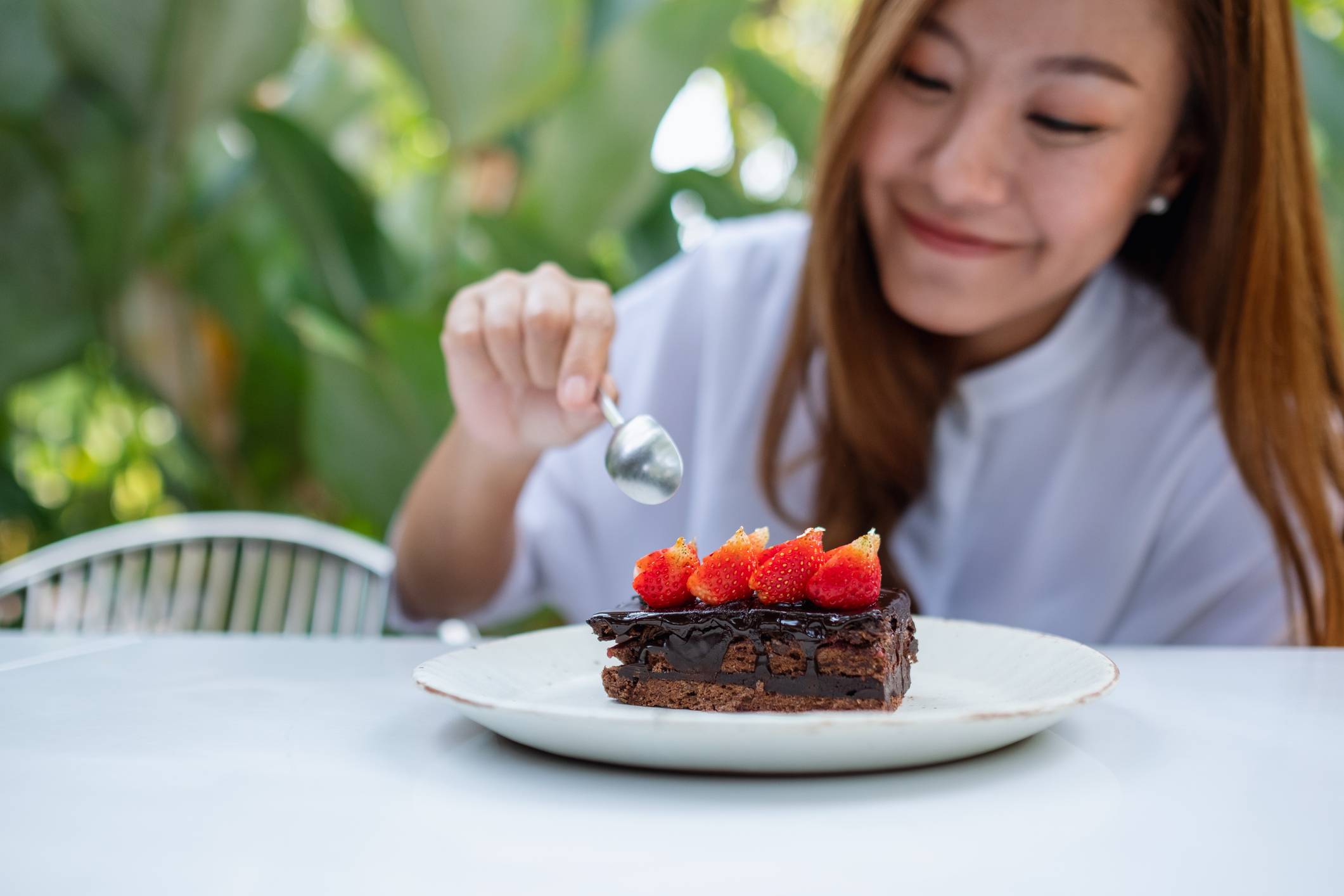 Junko Takase’s “Oishii Gohan ga Taberaremasu Yoni” may leave readers craving instant ramen instead of delicious meals and desserts.  | GETTY IMAGES