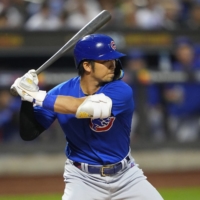 Cubs right fielder Seiya Suzuki bats against the New York Mets at Citi Field in New York on Sept. 12. | USA TODAY / VIA REUTERS
