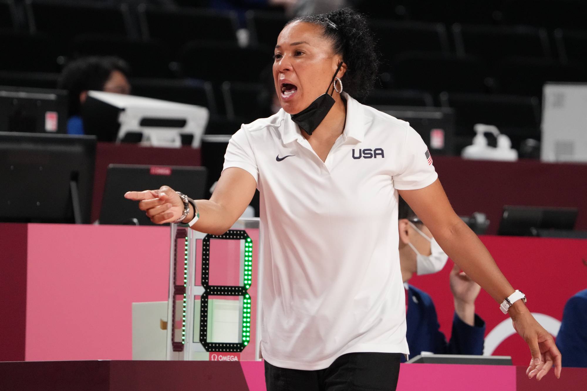 Former olympian Dawn Staley to coach women's olympic team, Lifestyles