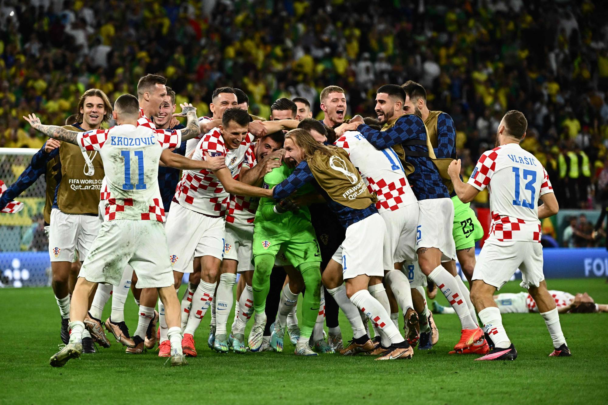 Minutes from elimination, Croatia roars back to eliminate Brazil