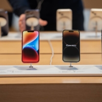 Apple\'s Japan unit has been hit with ¥14 billion in additional taxes after authorities found bulk sales of iPhones and other items to foreign visitors were incorrectly exempted from consumption tax. | BLOOMBERG