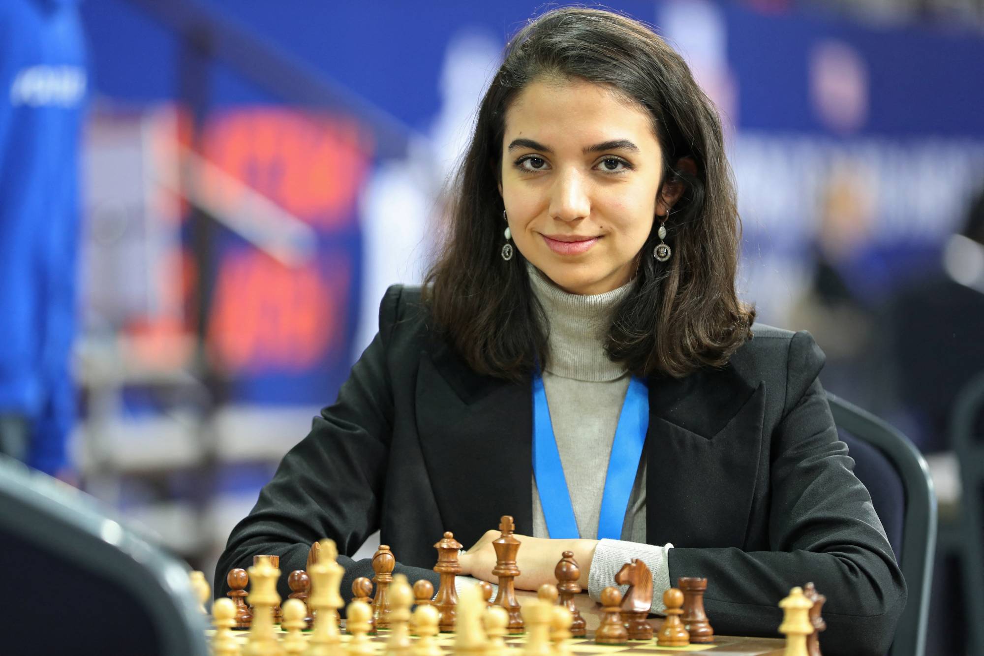 Iranian Woman Competes at Chess Tournament Without Hijab