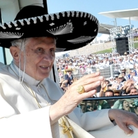 Pope Benedict XVI arrives to lead the holy mass celebration at the Parque del Bicentenario in Silao, central Mexico. | AFP PHOTO / OSSERVATORE ROMANO
