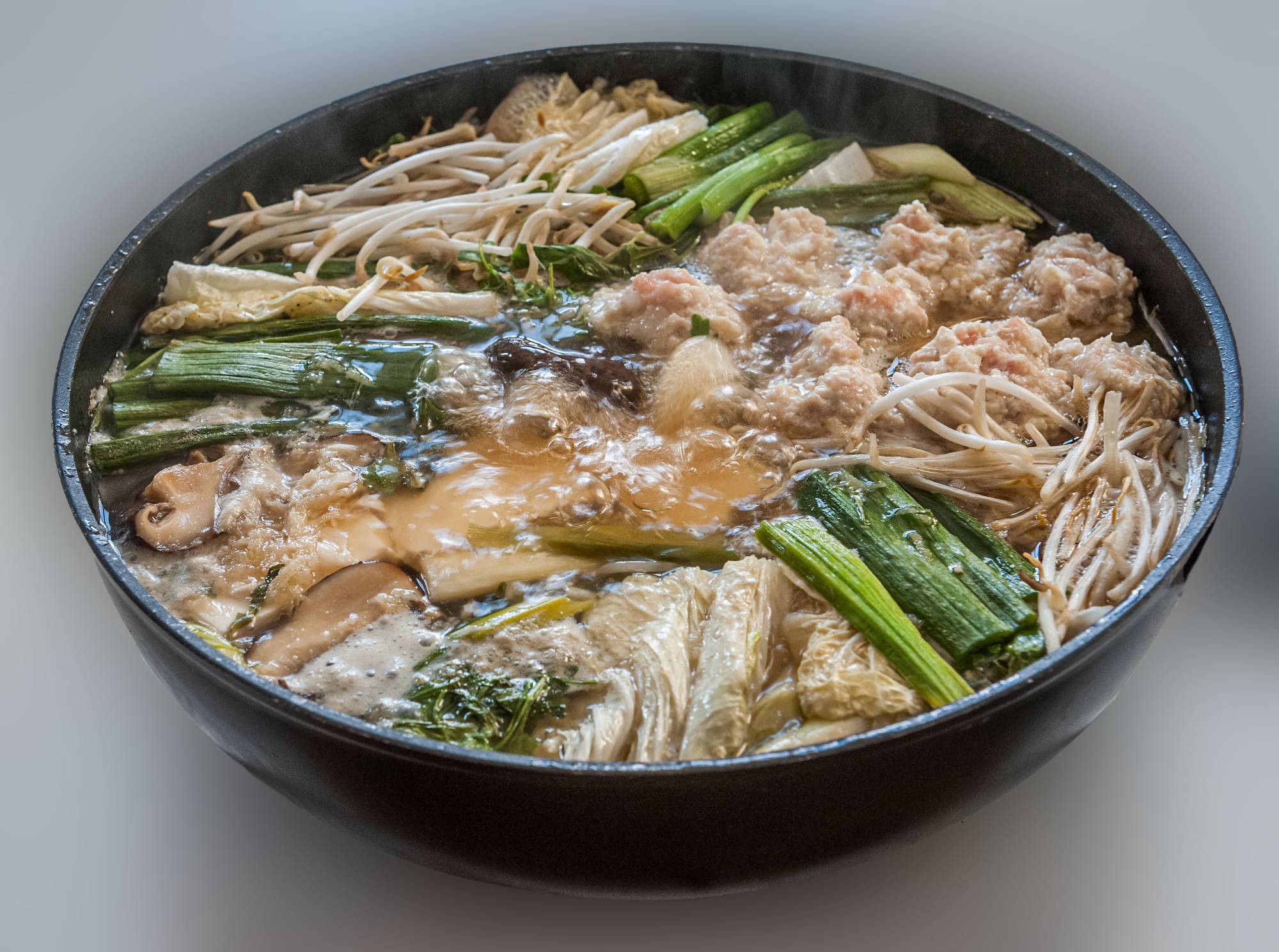 Japanese hot pot dishes (nabe)