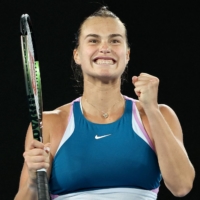 Aryna Sabalenka celebrates victory against Magda Linette during their women\'s singles semifinal match on Day 11 of the Australian Open in Melbourne on Thursday. | AFP-JIJI