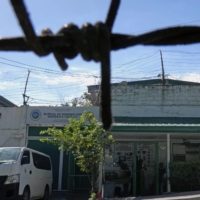 The immigration facility in Manila where the man suspected of masterminding a series of robberies across Japan was being held is seen on Sunday. | KYODO